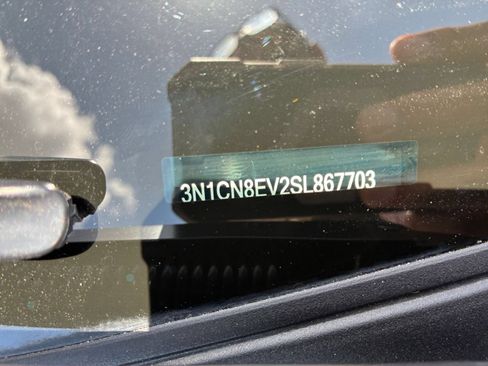Used 2025 Nissan Versa SV FWD image 22