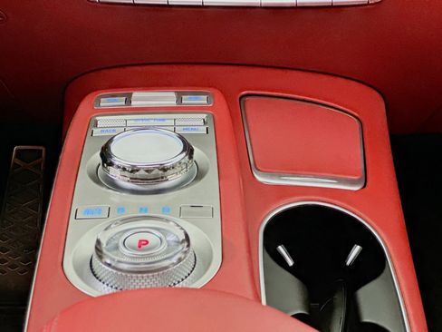 Used 2024 Genesis GV70 3.5T Sport w/ Sport Prestige Package image 14