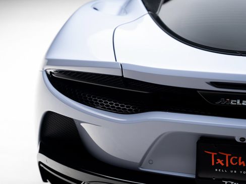 Used 2023 McLaren GT RWD image 27