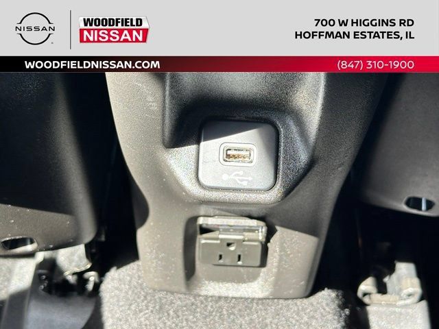 Used 2022 Jeep Renegade Altitude w/ Convenience Group AWD/4WD image 32