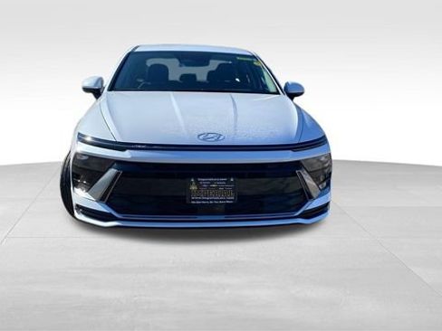 Used 2025 Hyundai Sonata SEL image 2