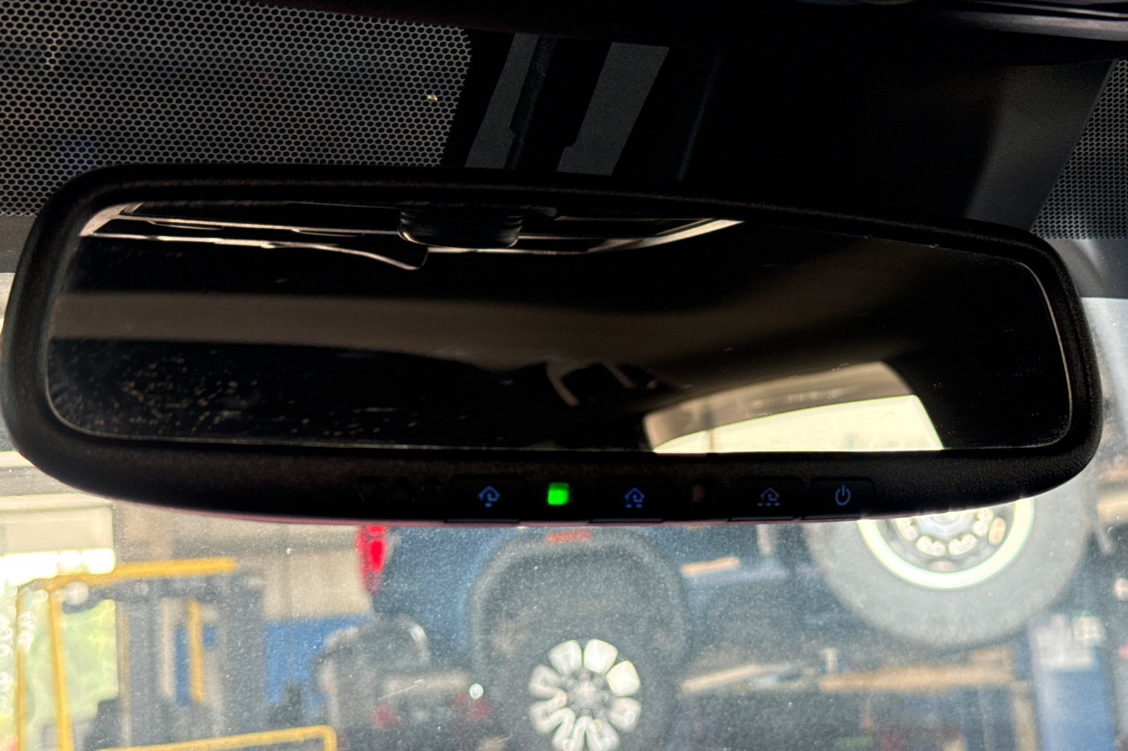 Used 2019 Toyota Tacoma TRD Off-Road AWD/4WD image 23
