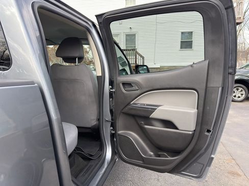 Used 2018 Chevrolet Colorado W/T w/ WT Convenience Package image 17