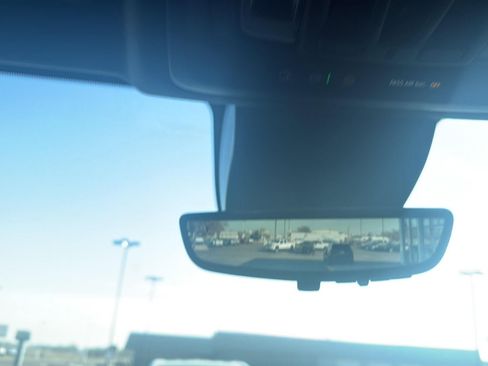 Used 2024 GMC Sierra 2500 AT4X image 32