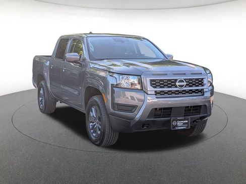 Used 2025 Nissan Frontier SV w/ Tow Package AWD/4WD image 3