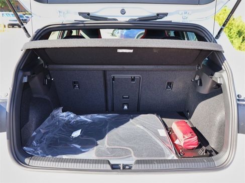 New 2025 Volkswagen GTI Autobahn image 10