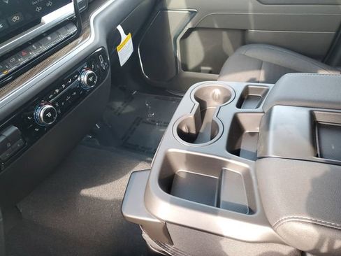 New 2026 GMC Sierra 1500 Elevation image 19