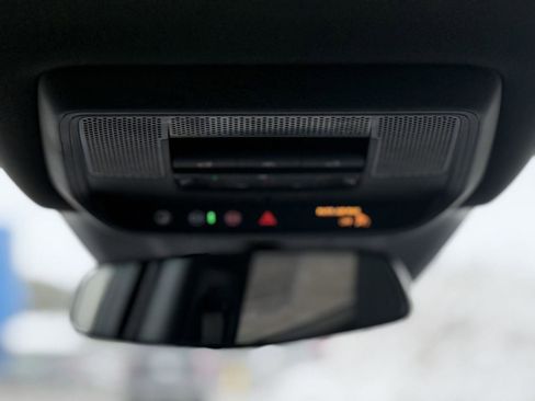 Used 2025 Chevrolet Blazer EV LT image 25