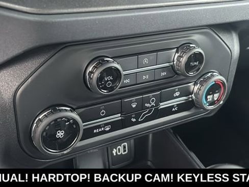 New 2026 Ford Bronco 4-Door image 16