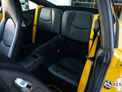 Used 2005 Porsche 911 Carrera image 9