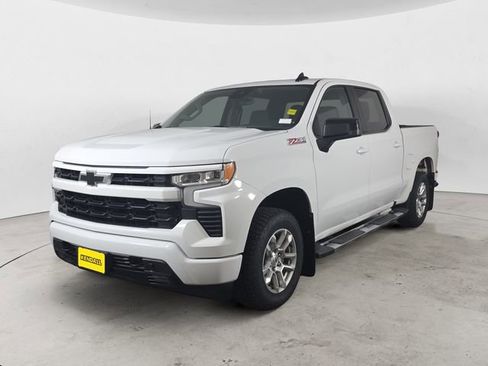 Used 2022 Chevrolet Silverado 1500 RST w/ Z71 Off-Road Package AWD/4WD image 1