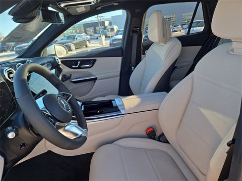New 2026 Mercedes-Benz GLC 300 4MATIC image 25