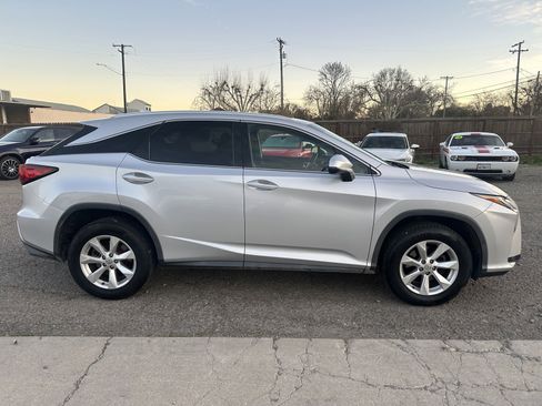 Used 2016 Lexus RX 350 FWD image 3