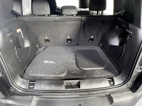 Used 2022 Jeep Renegade Latitude image 24