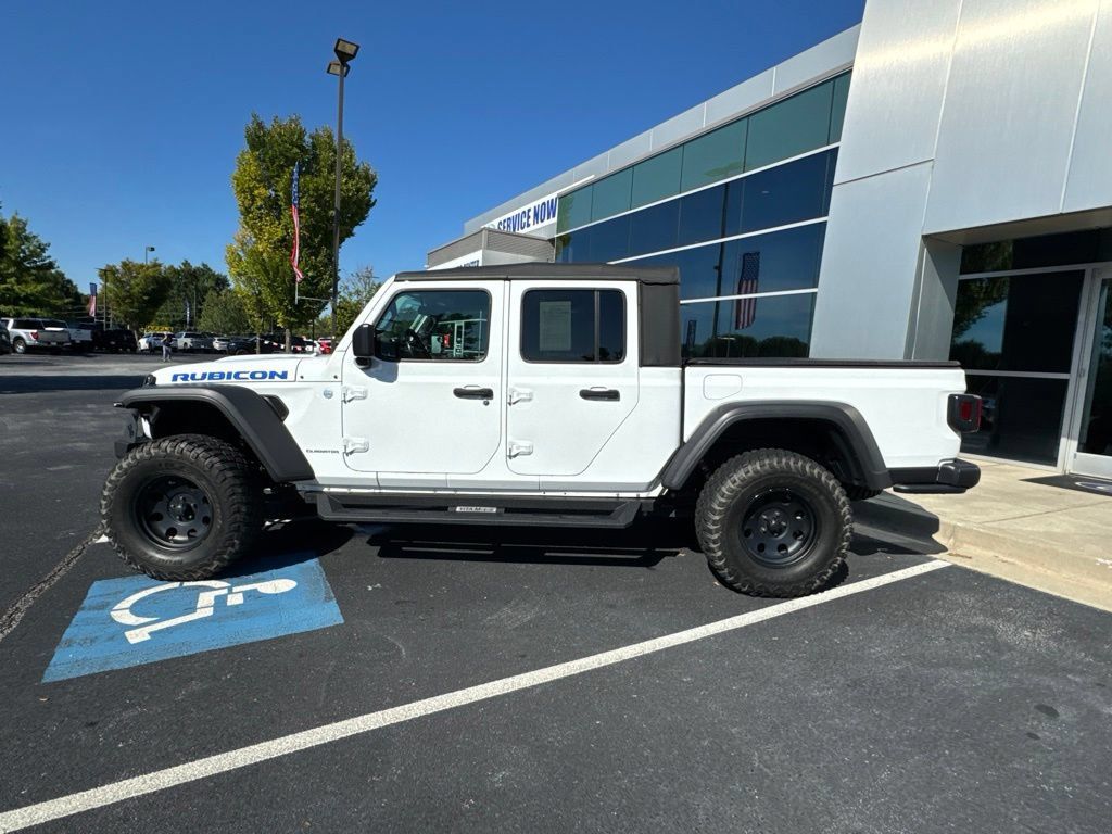 Used 2021 Jeep Gladiator Rubicon w/ Trailer Tow Package AWD/4WD image 12