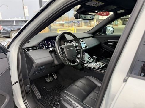 Used 2020 Land Rover Range Rover Evoque R-Dynamic SE image 17