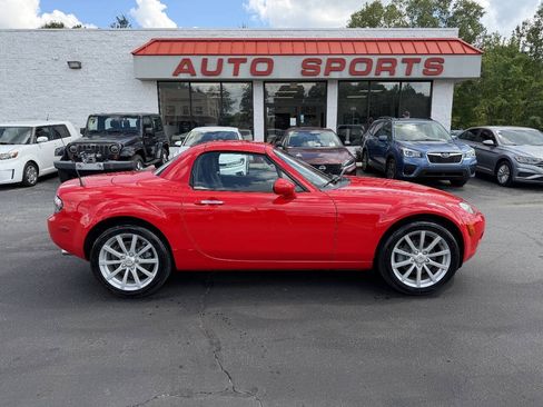 Used 2007 MAZDA MX-5 Miata Grand Touring RWD image 4