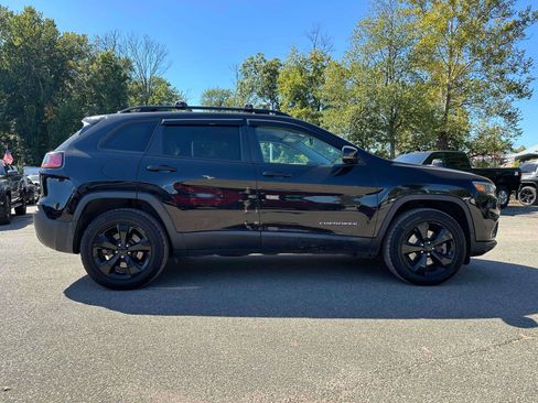 Used 2020 Jeep Cherokee Latitude Plus image 6