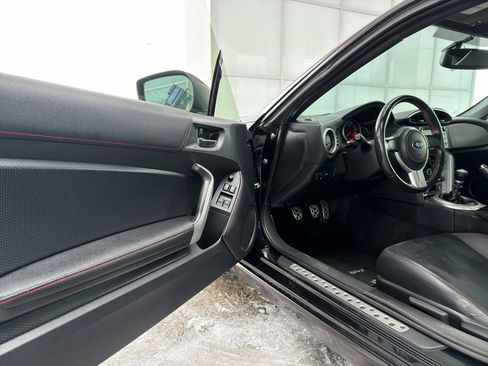 Used 2016 Subaru BRZ Limited w/ Popular Package #4 image 12