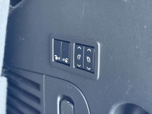 Used 2019 Cadillac Escalade Luxury image 26