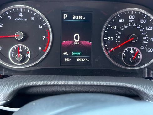 Used 2022 Kia K5 LXS FWD image 3