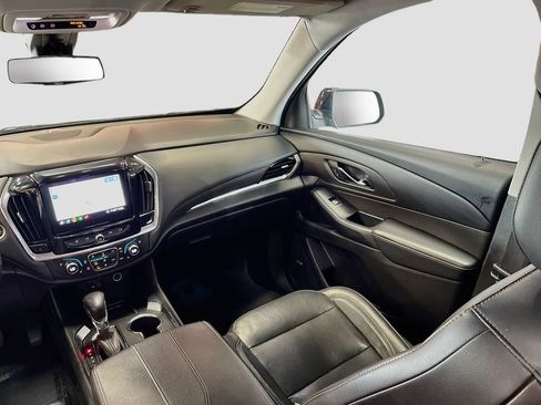 Used 2021 Chevrolet Traverse Premier w/ Redline Edition AWD/4WD image 25
