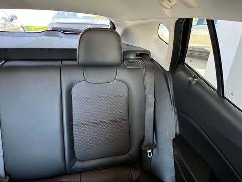 Used 2025 Chevrolet Trax LT image 37