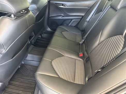 Used 2023 Toyota Camry SE image 28