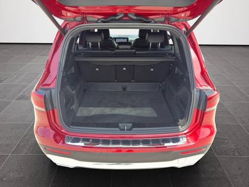Used 2020 Mercedes-Benz GLB 250 4MATIC w/ Premium Package image 30