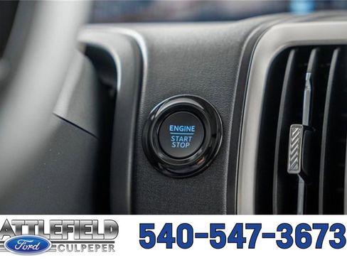 New 2025 Ford Expedition Active image 30