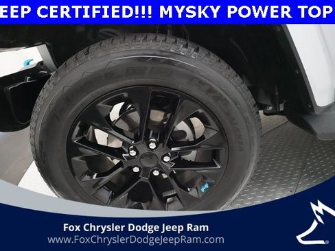 Used 2023 Jeep Wrangler Unlimited Sahara w/ Cold Weather Group image 26