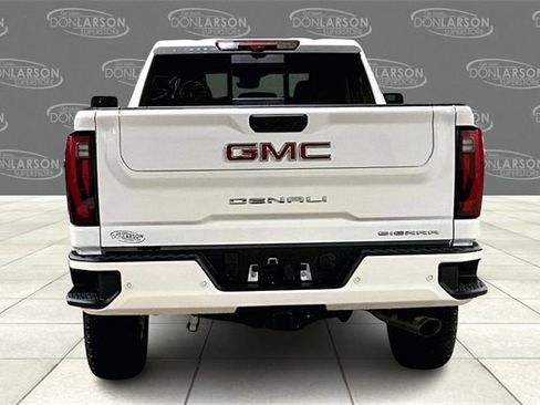 New 2026 GMC Sierra 2500 Denali w/ Denali Reserve Package image 4