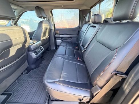 Used 2022 Ford F150 Lariat image 19