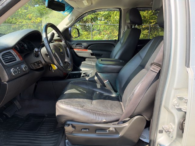 Used 2011 Chevrolet Tahoe LT AWD/4WD image 11
