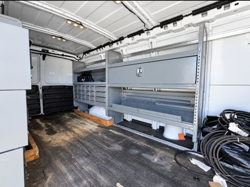 Used 2022 Chevrolet Express 3500 Extended w/ Driver Convenience Package RWD image 12