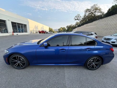 Used 2021 BMW 330i Sedan w/ M Sport Package RWD image 2