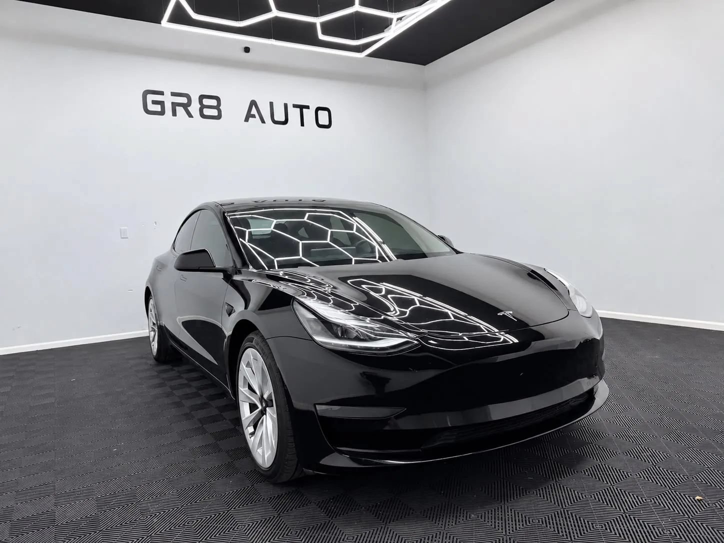 Used 2021 Tesla Model 3 Long Range AWD/4WD image 1