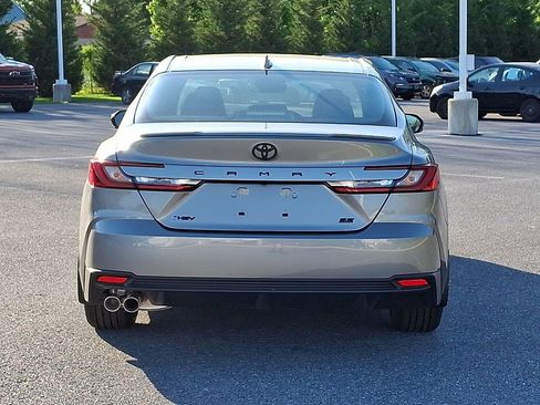 New 2026 Toyota Camry SE FWD image 7