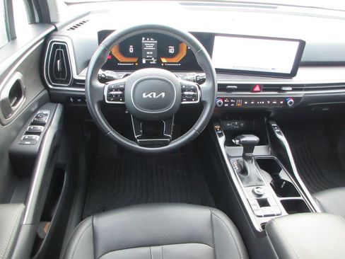 Used 2024 Kia Sorento X-Line EX image 15