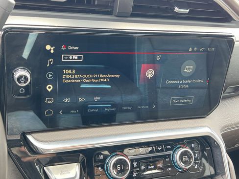 Used 2024 GMC Sierra 2500 Denali w/ Denali Reserve Package image 18