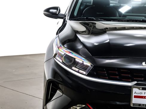 Used 2023 Kia Forte GT-Line w/ GT-Line Premium Package image 15