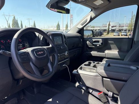 Used 2023 GMC Sierra 1500 Pro w/ Graphite Edition image 4