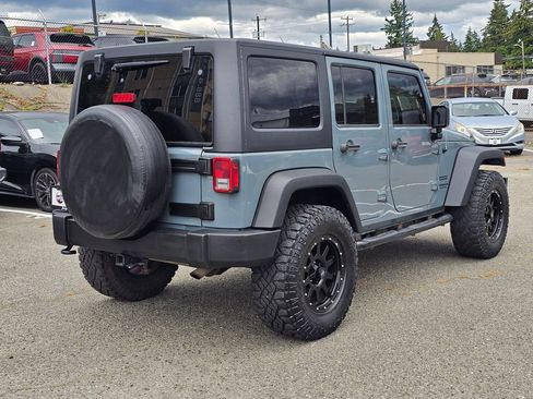 Used 2015 Jeep Wrangler Unlimited Sport w/ Quick Order Package 23S AWD/4WD image 8