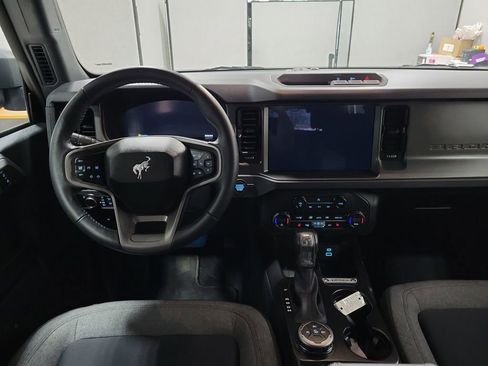 Used 2025 Ford Bronco Big Bend image 3