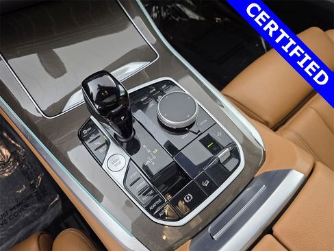 Used 2022 BMW X5 xDrive45e w/ Premium Package image 24