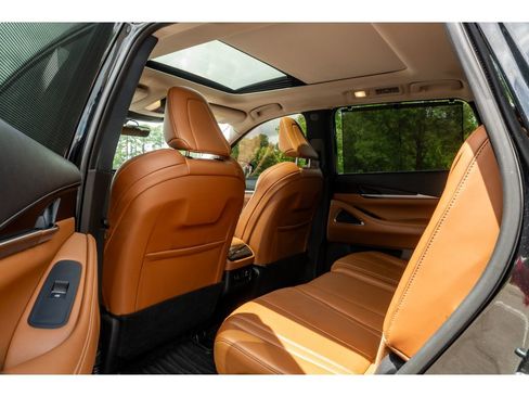 Used 2023 INFINITI QX60 Sensory w/ Cargo Package AWD/4WD image 14
