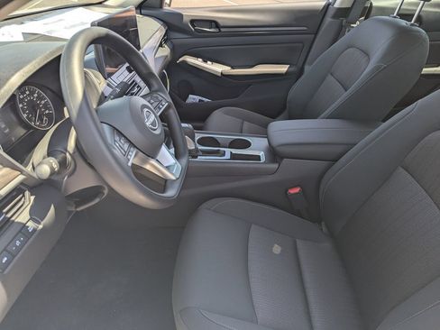 New 2026 Nissan Altima 2.5 SV FWD image 12