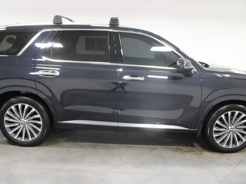 Used 2024 Hyundai Palisade Calligraphy image 11