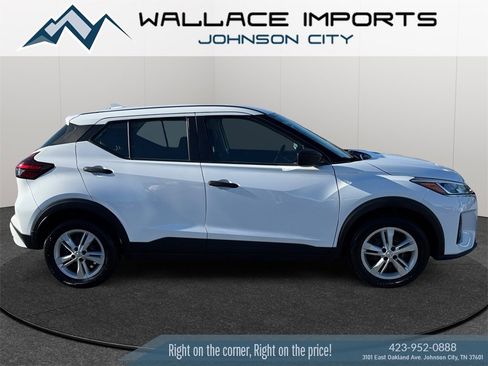 Used 2023 Nissan Kicks S image 6