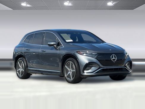 Used 2023 Mercedes-Benz EQS 580 4MATIC SUV image 6